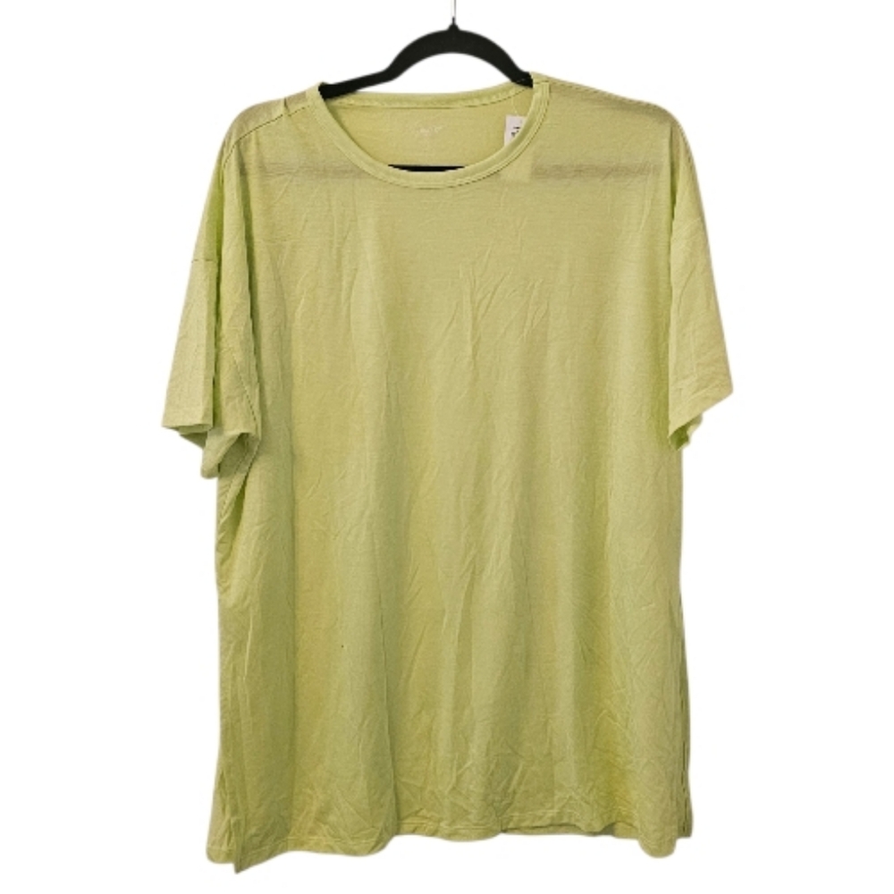 Green Old Navy Women's Oversized UltraLite All-Day Performance T-Shirt